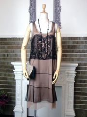 Christian Dior　ベージュ×ブラック　ストレートラインドレス