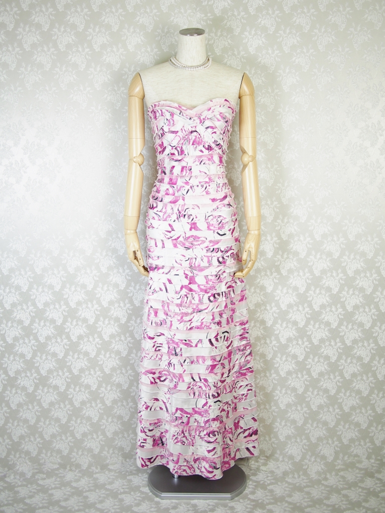 BCBG MAXAZRIA　シンプルラインロングドレス　ホワイト×ピンク